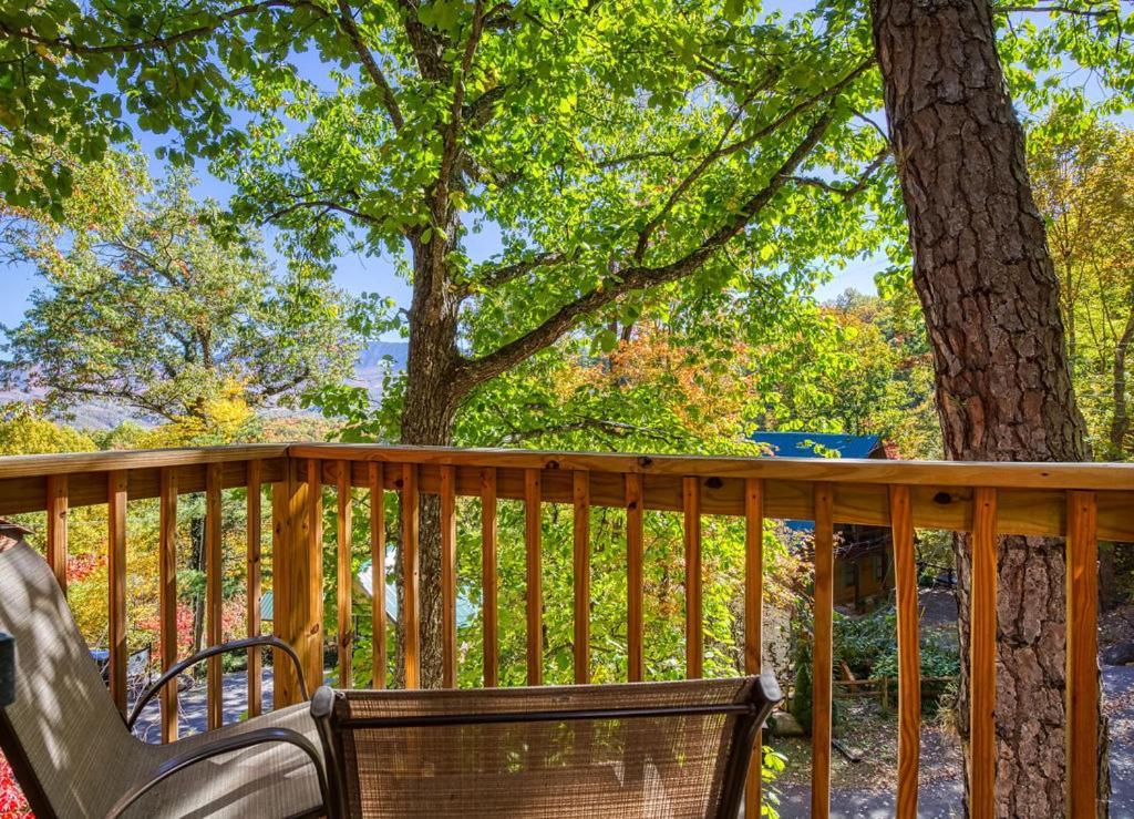 Villa Four Bears Den à Gatlinburg Extérieur photo