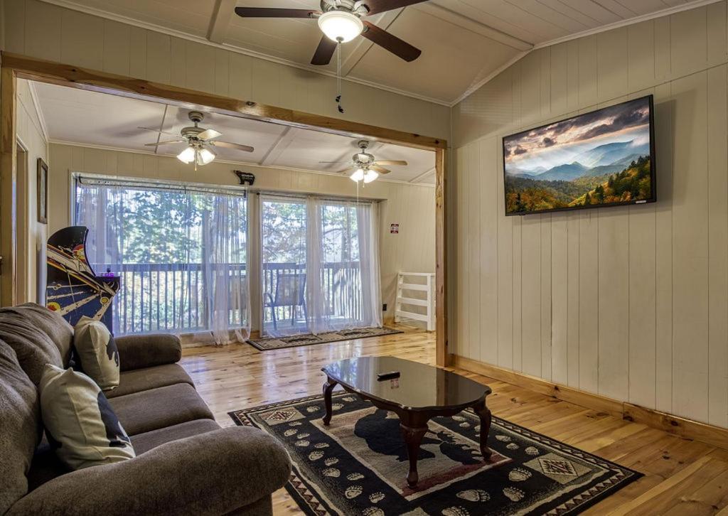 Villa Four Bears Den à Gatlinburg Extérieur photo